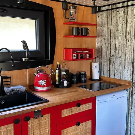 Chalet Tiny Haus Roter Wagen