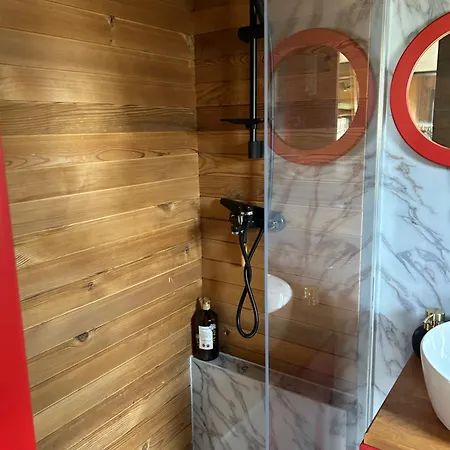 Tiny Haus Roter Wagen * Langenselbold