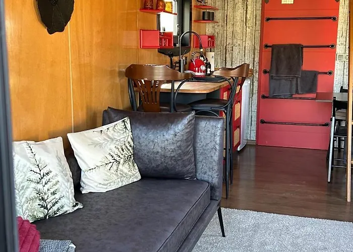 Chalet Tiny Haus Roter Wagen *