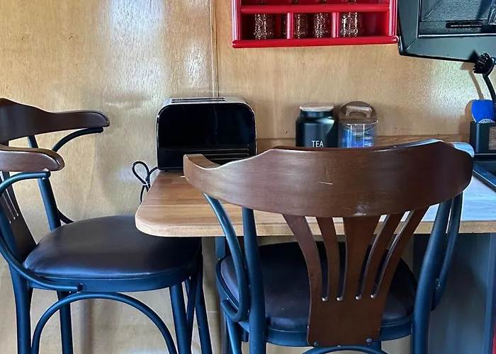 Tiny Haus Roter Wagen