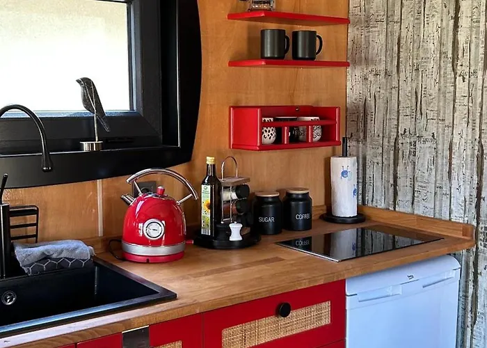 Chalet Tiny Haus Roter Wagen