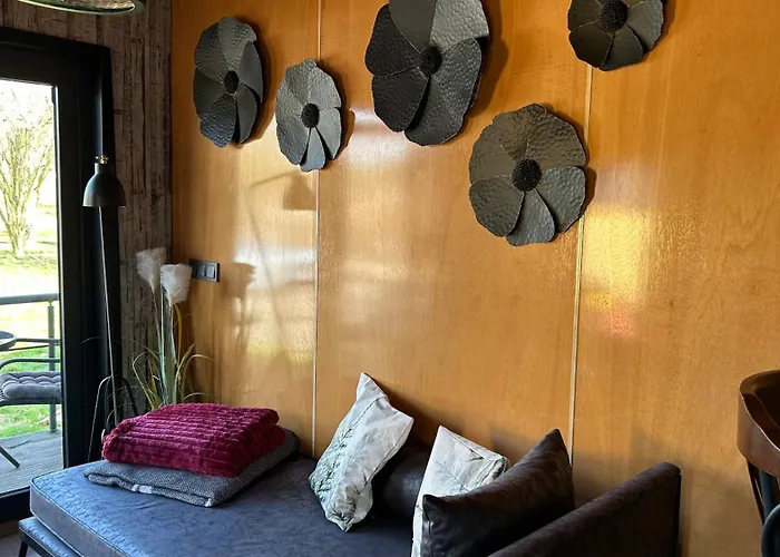 Tiny Haus Roter Wagen