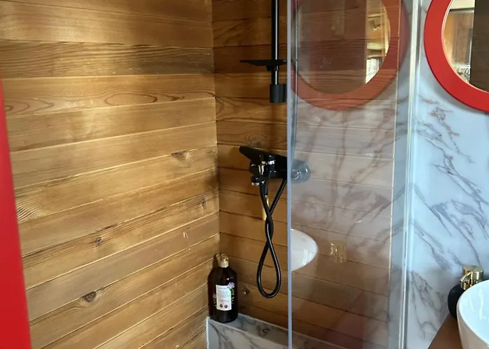 Tiny Haus Roter Wagen * Langenselbold